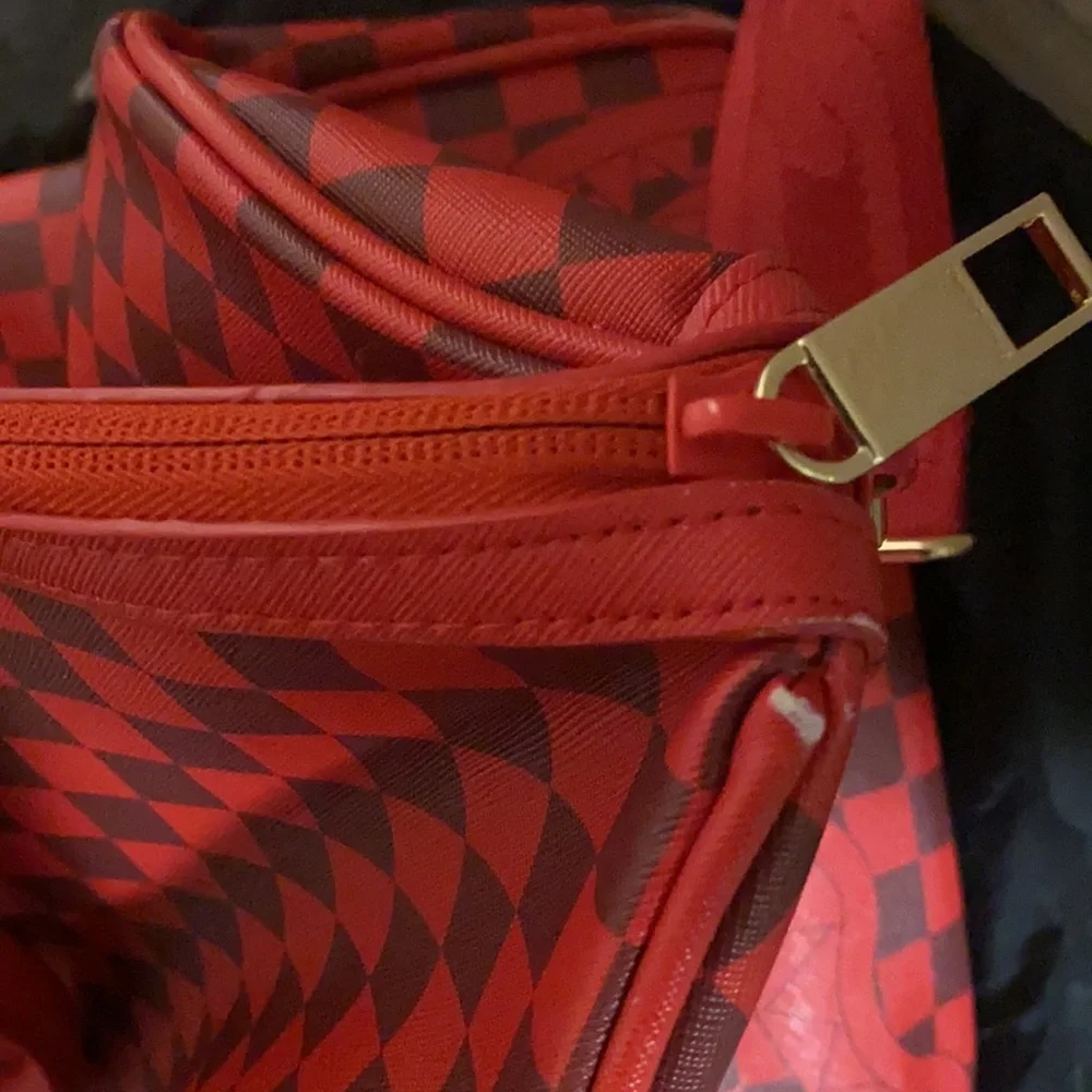 Sprayground Sharks in Paris Duffle Red Checked Edition